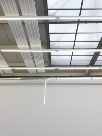 Alicja Kwade, Heavy light (1), 2015, König Galerie