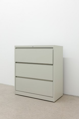 Kaz Oshiro, Lateral File Cabinet (Almond #2), 2014, galerie frank elbaz