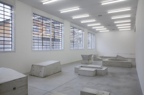 Lara Favaretto, Relics, 2015, Galleria Franco Noero