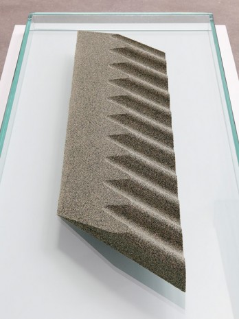 Tauba Auerbach, Slice/Wave Fulgurite IV.III (detail), 2014, David Kordansky Gallery