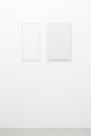 Florian Slotawa, Toyota 009 (White Moonstone), 2015, Galerie Nordenhake